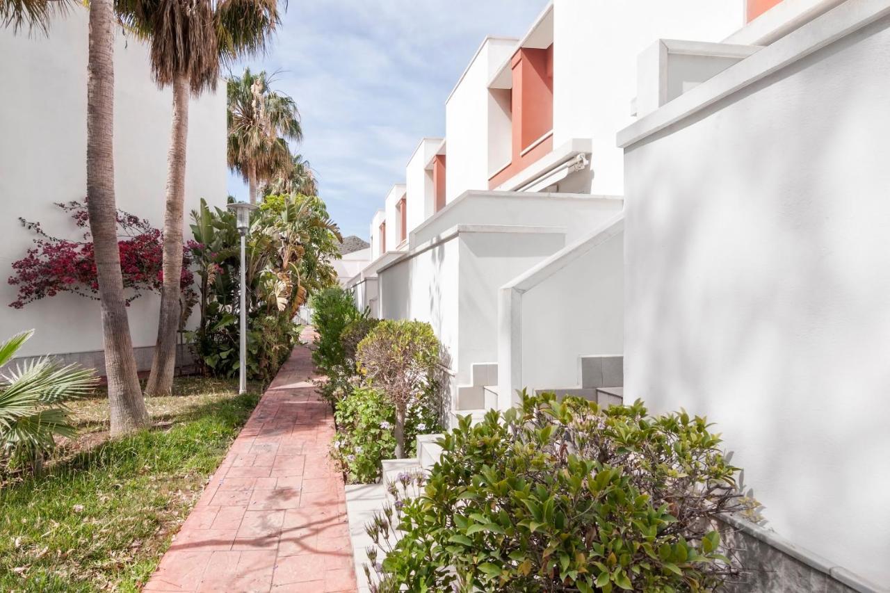 Apartamentos La Buganvilla San José Eksteriør billede